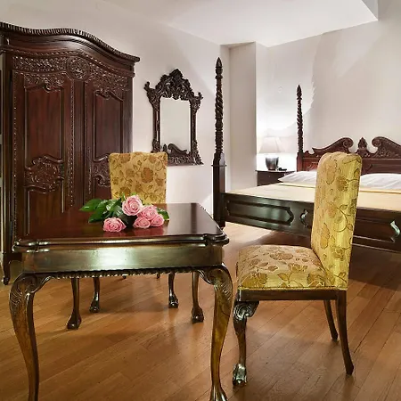 Bologna 4* Prague