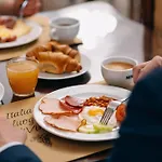 Bologna Hotell 4*