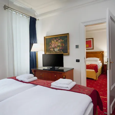 Отель Bologna 4*