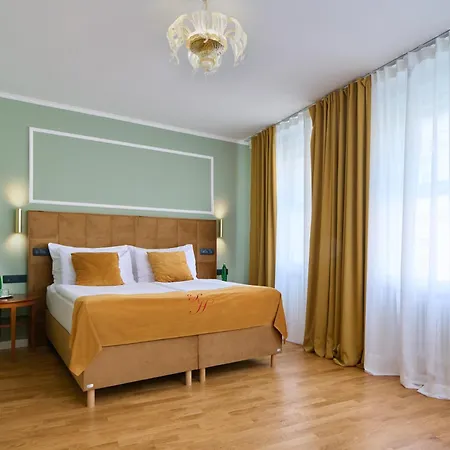 Hotel Bologna 4*