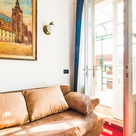 Bologna 4* براغ