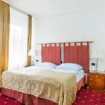 호텔 Bologna 4*