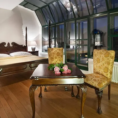 Bologna 4*
